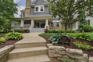3312 Crestmoor Bay, Woodbury, MN 55125 - Photo 4