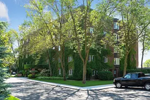 540 Indian Mound St, Wayzata, MN 55391 - Photo 2