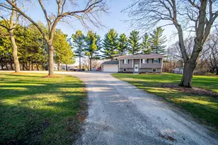 607 Stagecoach Rd, Mantorville, MN 55955 - Photo 2