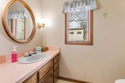 912 2nd St NW, Waseca, MN 56093 - Photo 14