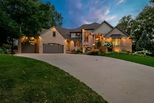 17854 Lanesboro Ct, Lakeville, MN 55044 - Photo 2