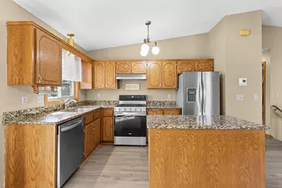 17416 Isleton Avenue, Lakeville, MN 55044 - Photo 2