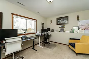 3993 Stone Point Dr NE, Rochester, MN 55906 - Photo 10