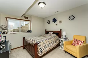 3993 Stone Point Dr NE, Rochester, MN 55906 - Photo 10