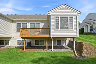 5818 Prairie Ridge Dr, Shoreview, MN 55126 - Photo 46