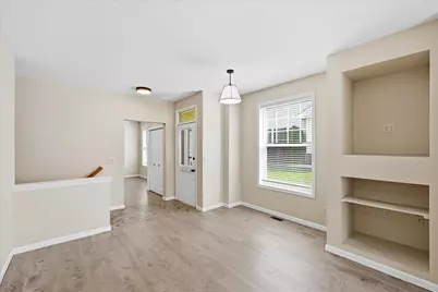 5818 Prairie Ridge Drive, Shoreview, MN 55126 - Photo 8
