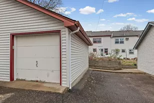 2523 Clinton Ave, Minneapolis, MN 55404 - Photo 28