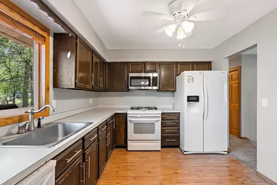 1735 Walnut Lane, Eagan, MN 55122 - Photo 2