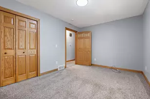 1735 Walnut Ln, Eagan, MN 55122 - Photo 12