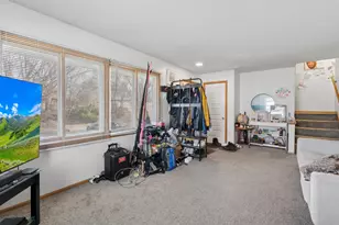 1586 Pacific St, Saint Paul, MN 55106 - Photo 30