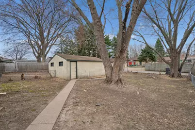 1586 Pacific St, Saint Paul, MN 55106 - Photo 36