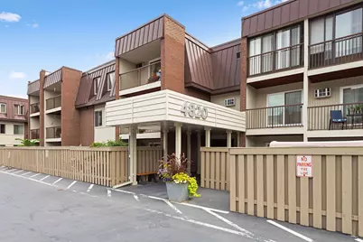 4820 Park Commons Drive #221, Saint Louis Park, MN 55416 - Photo 32