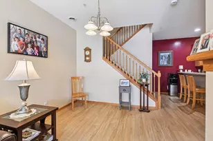 1948 Shamrock Pl, Chaska, MN 55318 - Photo 10