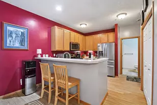 1948 Shamrock Pl, Chaska, MN 55318 - Photo 12