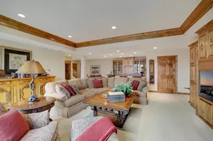 15330 Masons Pointe, Eden Prairie, MN 55347 - Photo 32