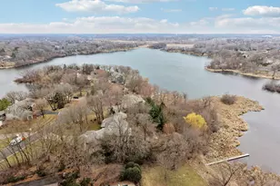 15330 Masons Pointe, Eden Prairie, MN 55347 - Photo 50