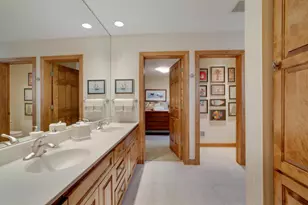 15330 Masons Pointe, Eden Prairie, MN 55347 - Photo 40