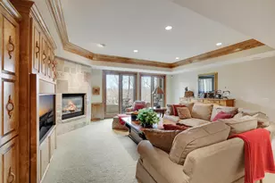 15330 Masons Pointe, Eden Prairie, MN 55347 - Photo 34