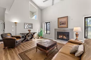 5550 Bimini Dr, Minnetonka, MN 55343 - Photo 2