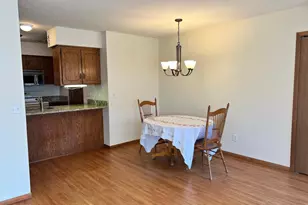 552 Donegal Cir, Shoreview, MN 55126 - Photo 4