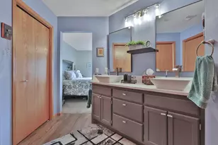 7572 Newbury Rd, Woodbury, MN 55125 - Photo 6