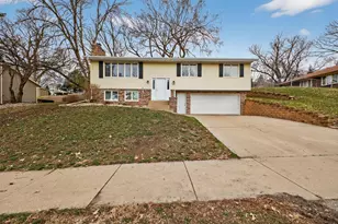 641 20th St NE, Rochester, MN 55906 - Photo 1