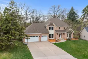 9376 Wedgewood Dr, Woodbury, MN 55125 - Photo 1
