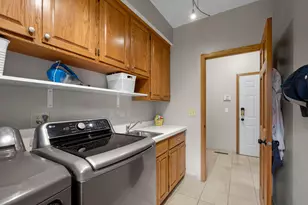 9376 Wedgewood Dr, Woodbury, MN 55125 - Photo 30