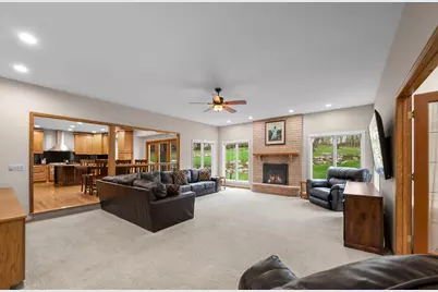 9376 Wedgewood Drive, Woodbury, MN 55125 - Photo 12
