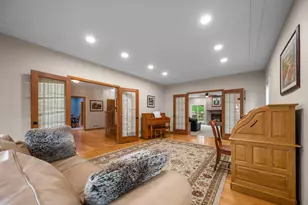 9376 Wedgewood Dr, Woodbury, MN 55125 - Photo 10