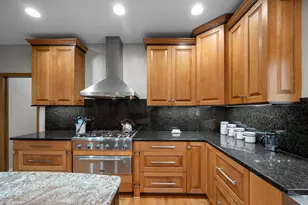 9376 Wedgewood Dr, Woodbury, MN 55125 - Photo 22