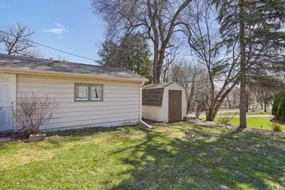 6731 Plymouth Avenue N, Golden Valley, MN 55427 - Photo 24