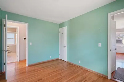 6731 Plymouth Avenue N, Golden Valley, MN 55427 - Photo 14