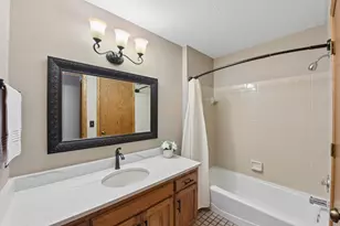 4023 Hadley Ave N, Oakdale, MN 55128 - Photo 16