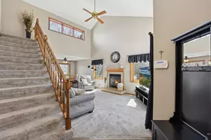 4023 Hadley Ave N, Oakdale, MN 55128 - Photo 4