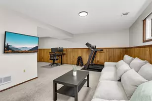 9724 Jackson St NE, Blaine, MN 55434 - Photo 20