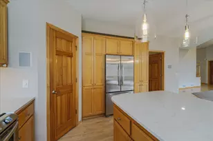 3959 Arlington Dr, Woodbury, MN 55129 - Photo 12