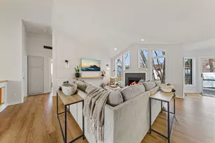 1055 W County Rd D, Shoreview, MN 55126 - Photo 12