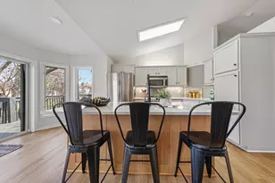 1055 W County Rd D, Shoreview, MN 55126 - Photo 14