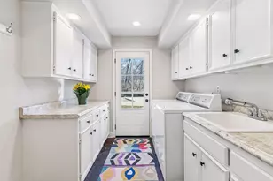 2017 Adeline Ct, Wayzata, MN 55391 - Photo 32