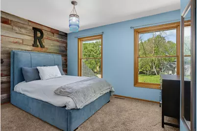 26165 Oak Leaf Trail, Excelsior, MN 55331 - Photo 24