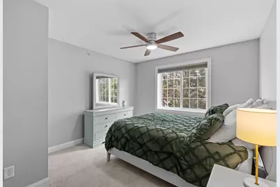 449 Mission Hills Way E, Chanhassen, MN 55317 - Photo 14