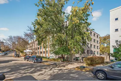 2700 W 44th Street #104, Minneapolis, MN 55410 - Photo 22