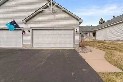 2720 Lake Court Drive #103, New Brighton, MN 55112 - Photo 2