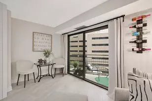 26 10th Street W, Saint Paul, MN 55102 - Photo 12