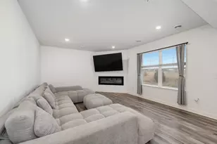 21803 Denton Ave, Farmington, MN 55024 - Photo 2