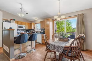 4445 Manor Dr NW, Rochester, MN 55901 - Photo 8