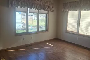 614 11th St N, Mountain Lake, MN 56159 - Photo 10