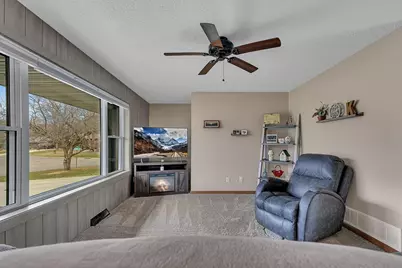 2 6th Avenue S, Sartell, MN 56377 - Photo 10