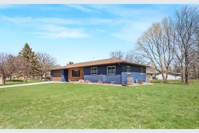 2 6th Avenue S, Sartell, MN 56377 - Photo 2